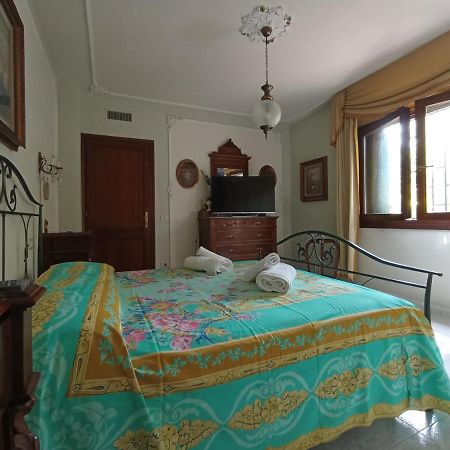 Domus Garden Bed & Breakfast Olbia Exterior photo